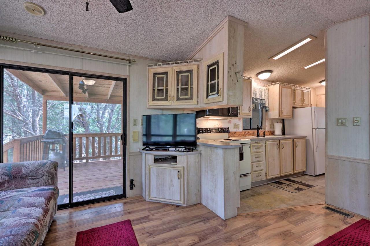 Show Low Home With Deck And Grill - 13 Mi To Hon-Dah! Екстер'єр фото
