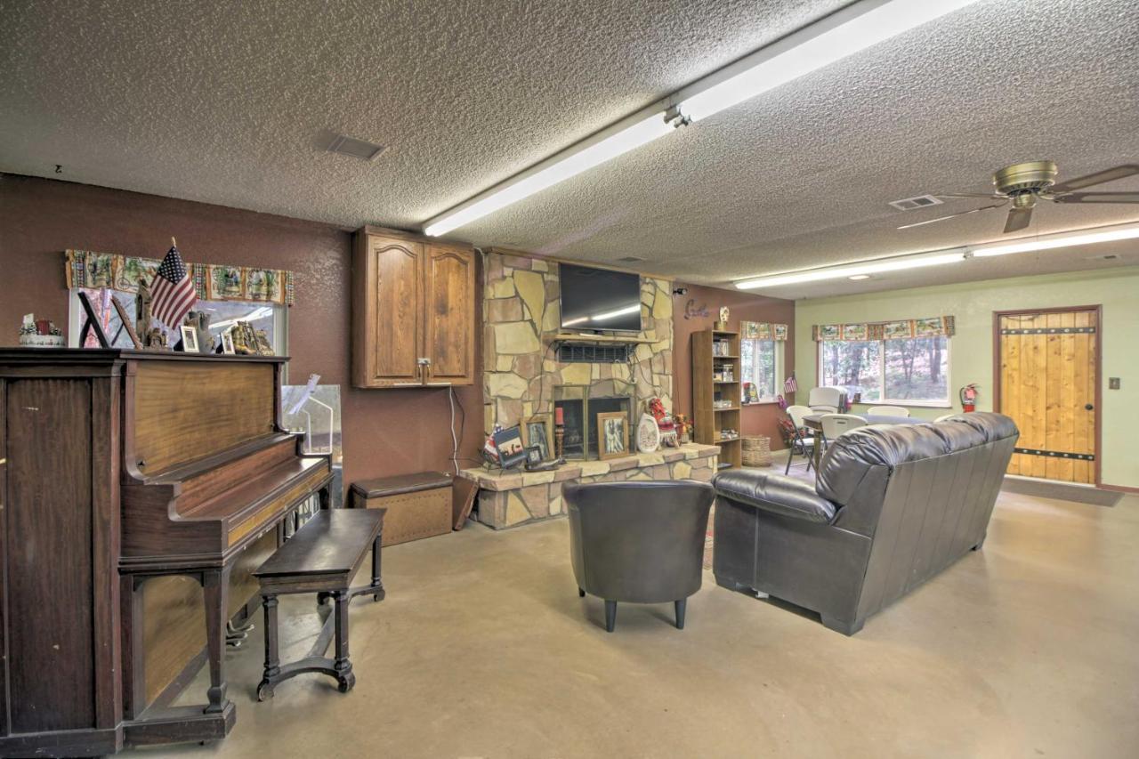 Show Low Home With Deck And Grill - 13 Mi To Hon-Dah! Екстер'єр фото